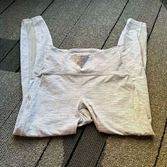 Lululemon train times 7/8 leggings small - Picture 2 of 7